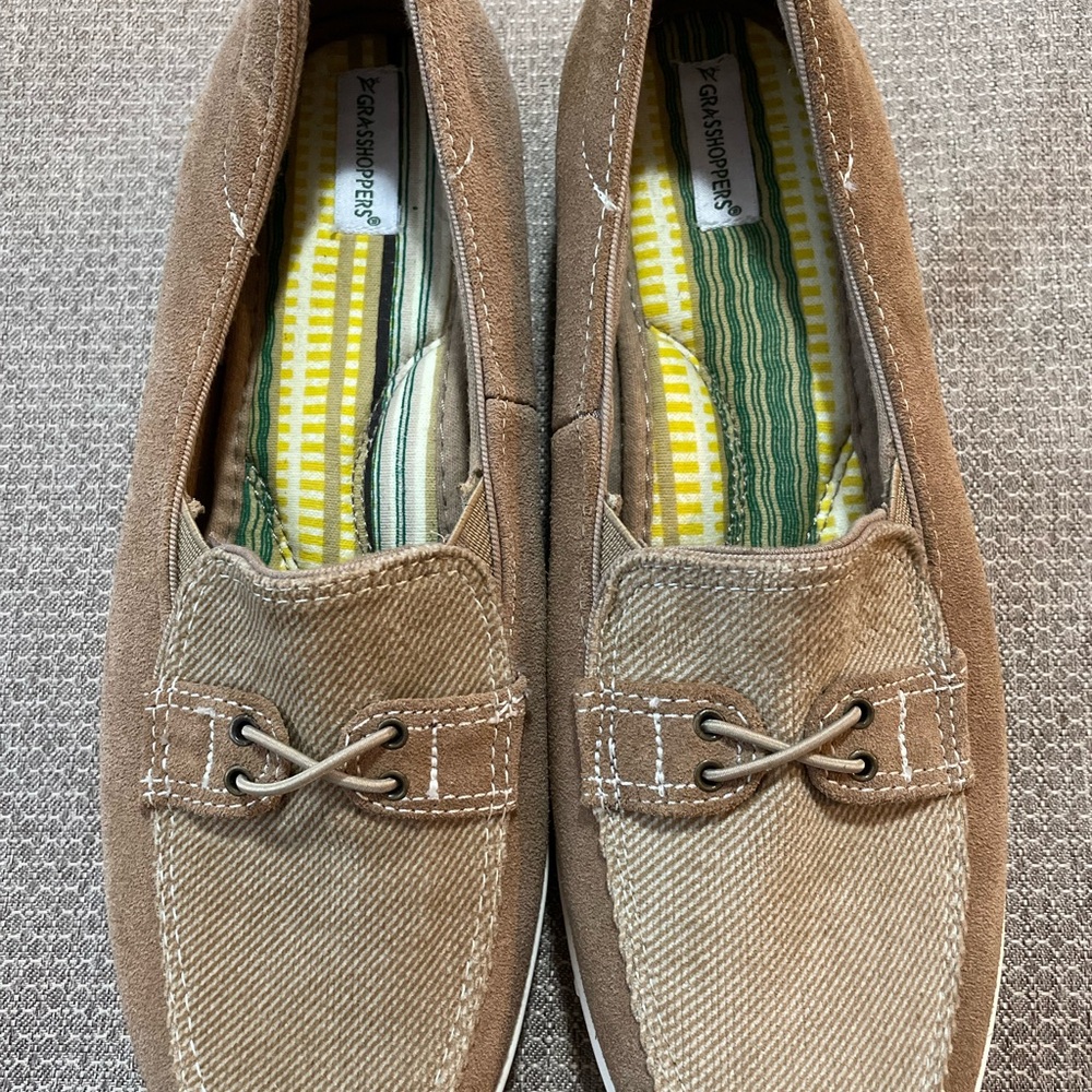 Grasshopper Size 8 1/2 Ladies Shoes